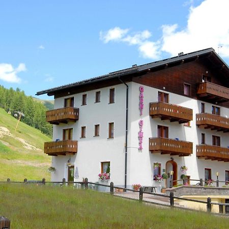 Hotel Garni Gimea Livigno Zewnętrze zdjęcie